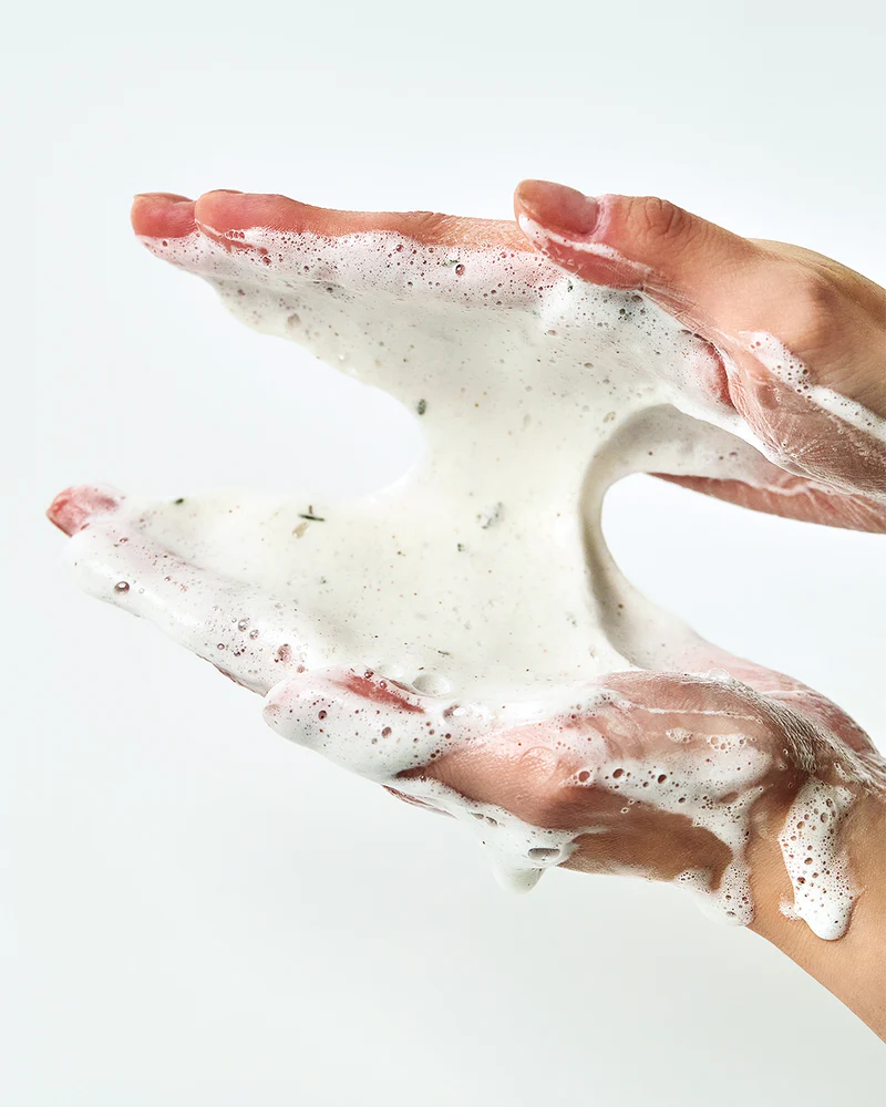 Anua - Heartleaf Quercetinol Pore Deep Cleansing Foam - 150ml – Image 2